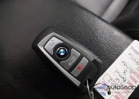 2016 BMW 328I xDrive z USA, uszkodzony, nr VIN WBA8E3G50GNT79776